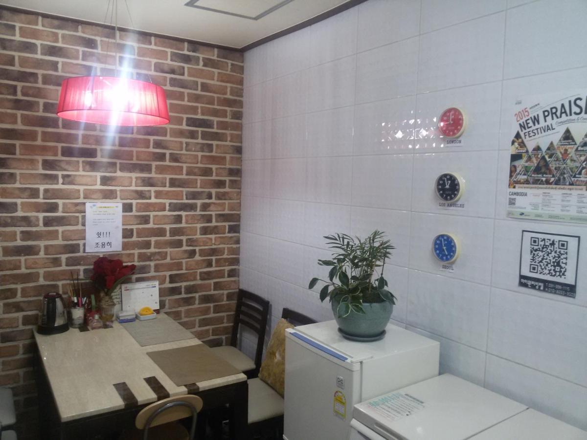 I Want Livingtel Hotel Yongin Bagian luar foto